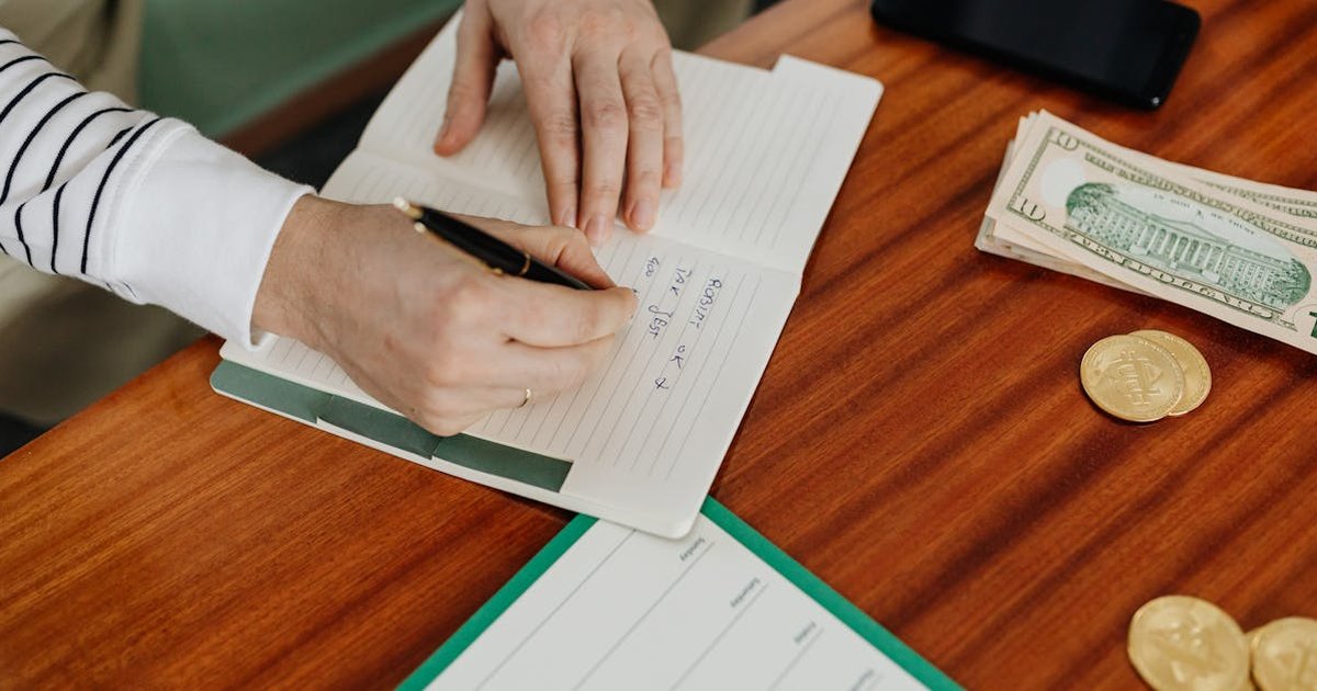 Excel vs Notion Budget Template: Which One Actually Works Better?