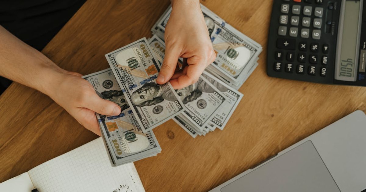 How to Budget on $3,000 a Month: Make the Most of a Growing Income