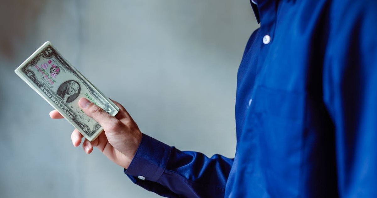 How to Budget When You Live Paycheck to Paycheck: A Complete Guide